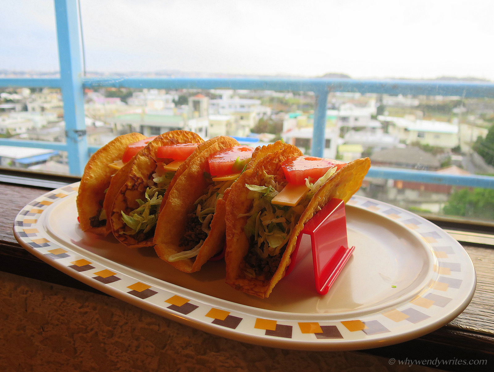 6 Tacos.JPG